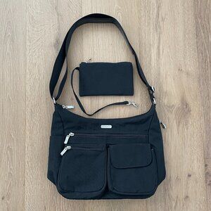Baggallini Purse Hobo Bag Black Everywhere Bagg RFID Travel Wallet 0856040